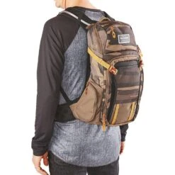 Dakine Men's Drafter Bike Hydration Backpack -Favorite Wear full 005b45c3 28da 4e4f a2c7 f8bda88cbc5b
