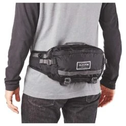 Dakine Hot Laps 5 Liter Bike Waist Bag -Favorite Wear full 0c32b73e cdb9 48e9 9dde 3ec2b7426316