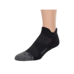 Feetures Unisex Elite Max Cushion No Show Tab Athletic Running Socks -Favorite Wear full afa92706 1f40 400e 99a5 7bdc37406985