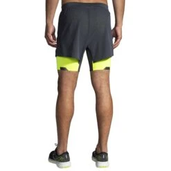 Brooks Men's Run Visible 5" 2-in-1 Short -Favorite Wear medium 00f7459d 665b 4aa9 97a7 fb17a3cc8fd4