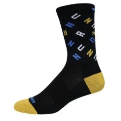 Brooks Unisex Tempo Knit In Crew Socks