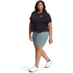 The North Face Women's Plus Wander Crossback S/S Tee -Favorite Wear medium 1732f314 c773 403c bd8d dac81281b94b