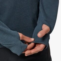 ON Running Men's Hoodie -Favorite Wear medium 18d997d8 e35d 45da ba25 af1a02818f58