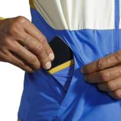 Brooks Men's Canopy Jacket 29 Brooks Men's Canopy Jacket -Favorite Wear medium 2140be7b 21d3 4d27 a25b 83ba533be9ff