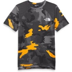 The North Face Boy's Kids' Printed S/S Never Stop Tee 20 The North Face Boy's Kids' Printed S/S Never Stop Tee -Favorite Wear medium 22f66c8e 7946 4a4d 9851 0902a471cf33