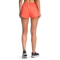 The North Face Women's Wander Short -Favorite Wear medium 2a905a82 c731 4be3 93b4 7b35a2a6ed16