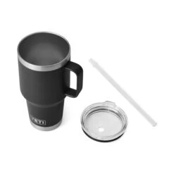 YETI Rambler® 35oz Straw Mug -Favorite Wear medium 316d1f4c 7784 4640 8937 f04ccc6c6669
