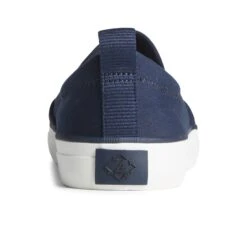 Sperry Women's SeaCycled Crest Twin Gore Canvas Sneaker -Favorite Wear medium 3564fb35 cada 4ff9 bead 3a278560b759