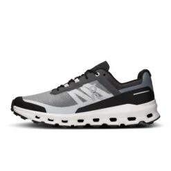 ON Running Men'sCloudvistaRunning Shoes -Favorite Wear medium 3c110cbb 186a 419f bc2d f97a6dee0c93
