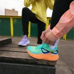 Salomon Women's Aero Glide Running Shoe -Favorite Wear medium 4c280793 d9f9 48f0 8141 a29038ff0528