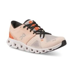 ON Running Women's Cloud X 3 Shift Running Shoe -Favorite Wear medium 512672a9 34a1 4cf5 9591 7135585e73ee