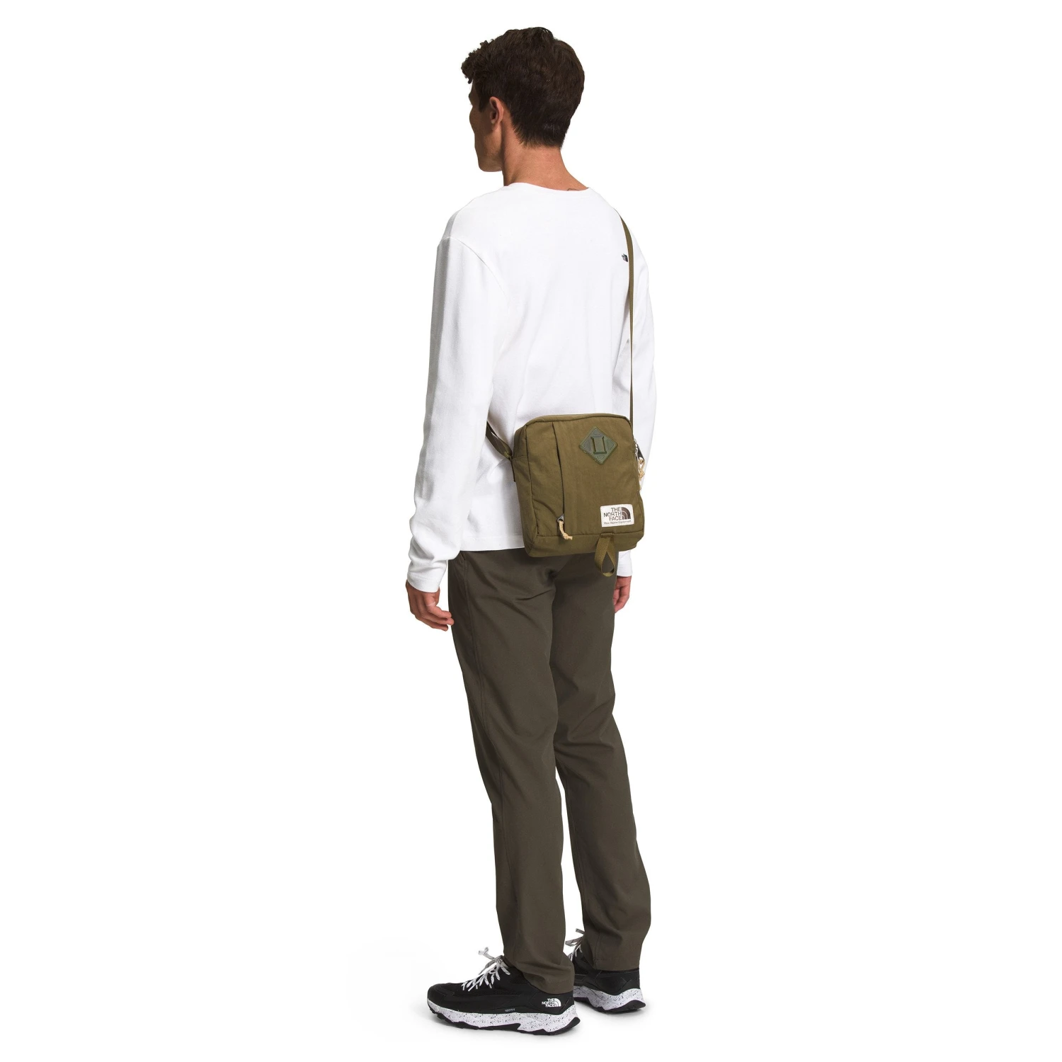 The North Face Berkeley Crossbody 15 The North Face Berkeley Crossbody - Image 13