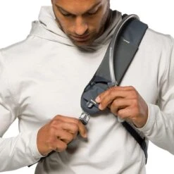 Nathan Limitless Run Sling 6L -Favorite Wear medium 60dc1281 8410 4b4e a7ca 7182b980092a