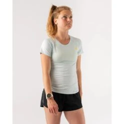 Rabbit Women's EZ Tee SS 7 Rabbit Women's EZ Tee SS -Favorite Wear medium 65e23314 8d61 4665 974a 942060abf034