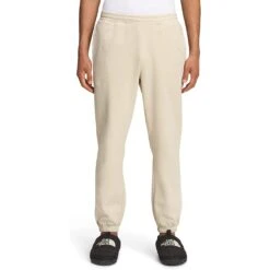 THE NORTH FACE Men's Half Dome Sweatpant 29 THE NORTH FACE Men's Half Dome Sweatpant -Favorite Wear medium 69a70143 4b6a 4af0 a7fe ad369da84587