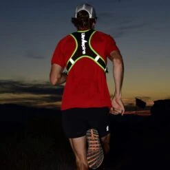 Ultraspire Neon Reflective Unisex Lightweight Vest - Hydratation Not Included, Capacity: 31 C.i. (0.5L) -Favorite Wear medium 6a221c91 86c0 454e 9491 6f638210b52d