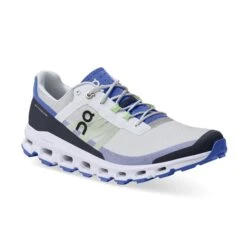 ON Running Men'sCloudvistaRunning Shoes -Favorite Wear medium 70130b4f 616f 4b41 8b0d a574fda26cf7