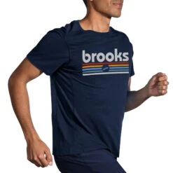 Brooks Men's Distance Short Sleeve 2.0 -Favorite Wear medium 714507bf b28b 422d 8fc5 b6dca9e7b89b