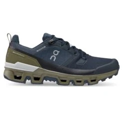 ON Running Men's Cloudwander Waterproof Running Shoe -Favorite Wear medium 73551c03 28b5 4353 8b25 2ddfd96a0b5d
