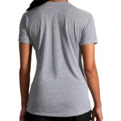 Brooks Women's Distance Graphic Short Sleeve Shirt -Favorite Wear medium 75c9aad8 7762 408a af3f 578780582a53