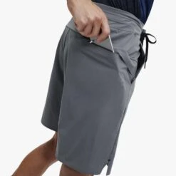 ON Running Men's Hybrid Shorts 14 ON Running Men's Hybrid Shorts -Favorite Wear medium 76dafa47 a743 4ab9 bb0c c521dc060a00