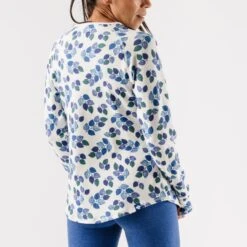 Rabbit Women's Snap To It Long Sleeve Shirt 8 Rabbit Women's Snap To It Long Sleeve Shirt -Favorite Wear medium 8033ac44 ac61 4f8c a394 653ad00eec57