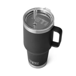 YETI Rambler® 35oz Straw Mug -Favorite Wear medium 834f5abc 1e95 4e40 ab16 36f0c20d82d1