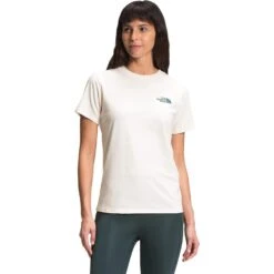 The North Face Women's Shortsleeve Altitude Problem Tee -Favorite Wear medium 84cb3251 b473 426d 89cd 7f7366072a75