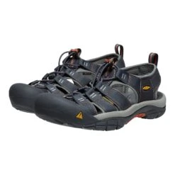 Keen Men's Newport H2 Sandals -Favorite Wear medium 8c3373d2 7400 4943 9b2d 95b2da2c0075