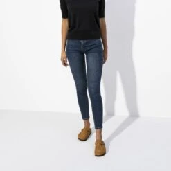 Birkenstock Women's Boston Soft Footbed Suede Leather Sandal 29 Birkenstock Women's Boston Soft Footbed Suede Leather Sandal -Favorite Wear medium 9084a335 7310 45d2 a568 d3fe28f906e0