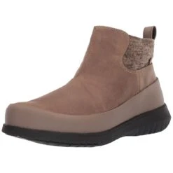 BOGS Women's Freedom Waterproof Insulated Winter Snow Boot