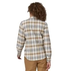 Patagonia Women's Long-Sleeved Organic Cotton Midweight Fjord Flannel Shirt -Favorite Wear medium a09cbbe8 2488 428e a436 b93cfee28fed