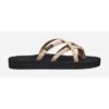 Teva Women's Olowahu Sandal -Favorite Wear medium a83555e4 0ffb 416c 81be 8d48b6836edf
