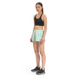 The North Face Women's Wander Short -Favorite Wear medium acf552fb 3a9d 4497 ac48 69c5a971768a