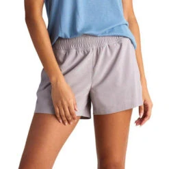 Free Fly Women's Pull-On Breeze Short -Favorite Wear medium b84bb13c dd82 47f9 8f17 90a1d30771d8