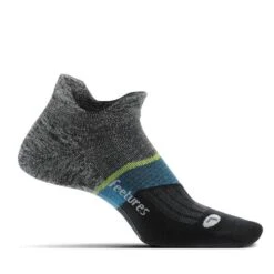 Feetures Unisex Elite Ultra Light No Show Tab Athletic Running Socks -Favorite Wear medium b95d84bf a774 4f42 b88f 7581ab5e3d70