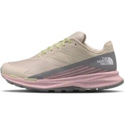 The North Face Women's VECTIV Levitum Trail Running Shoe -Favorite Wear medium c19104ed 2c90 403a 9ebb 0cd7014f56c1