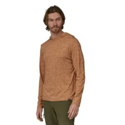 Patagonia Men's Capilene® Cool Daily Hoody 19 Patagonia Men's Capilene® Cool Daily Hoody -Favorite Wear medium c3392579 3034 4f9b 8fe8 4c270a05fbe1