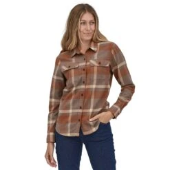 Patagonia Women's Long-Sleeved Organic Cotton Midweight Fjord Flannel Shirt -Favorite Wear medium c4bf9fd5 edf6 4b41 a60c 35bc96559e52