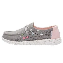 Hey Dude Kids Girl's Wendy Youth Doodle Loafer -Favorite Wear medium c5c21d30 5c7c 4dcb 9b20 cf8b6359f383
