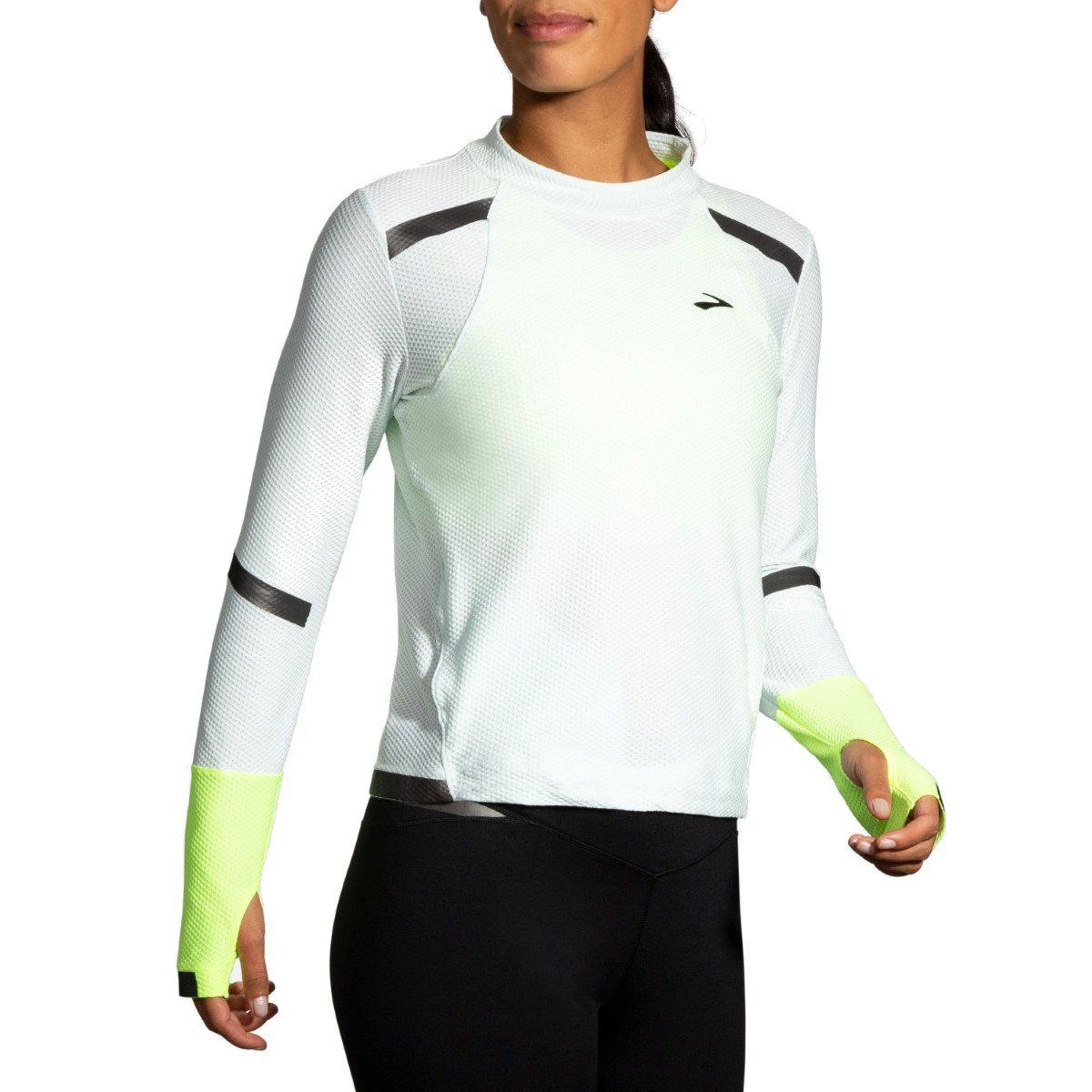 Brooks Women's Carbonite Long Sleeve Running Shirt 4 Brooks Women's Carbonite Long Sleeve Running Shirt - Image 2