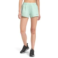 The North Face Women's Wander Short -Favorite Wear medium caf53a64 5ce7 45e9 a70b cda2263fc984