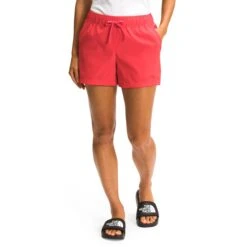The North Face Women's Class V Short 21 The North Face Women's Class V Short -Favorite Wear medium cd7748e9 d804 4275 bbb9 fa6d5182cc17