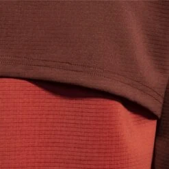 Brooks Women's Run Within Sweatshirt 13 Brooks Women's Run Within Sweatshirt -Favorite Wear medium d58d5573 bd3c 4e88 8b25 fc8bcb53782d