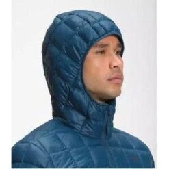 The North Face Men'sThermoBall Eco Hoodie -Favorite Wear medium d8c140aa 0290 4157 b32f d719b9289125