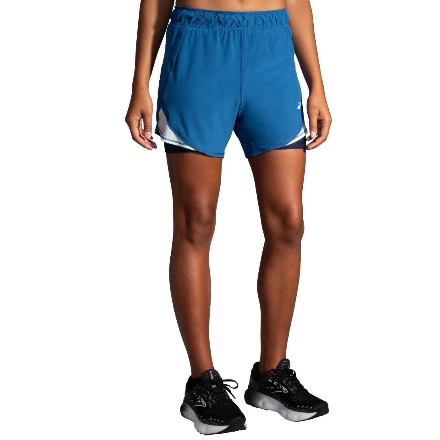 Brooks Women's Chaser 5" 2-in-1 Short 4 Brooks Women's Chaser 5" 2-in-1 Short - Image 2