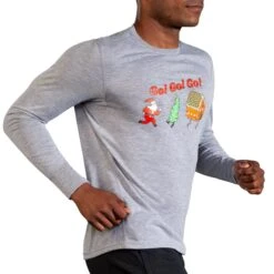 Brooks Men's Distance Graphic Long Sleeve 32 Brooks Men's Distance Graphic Long Sleeve -Favorite Wear medium f4bcdcf4 fb89 4148 a14b 72fb95de8fdf