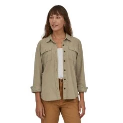 Patagonia Women's Long-Sleeved Organic Cotton Midweight Fjord Flannel Shirt -Favorite Wear medium fbf5bbc0 3eae 4459 81a6 b3c9add0a9e2